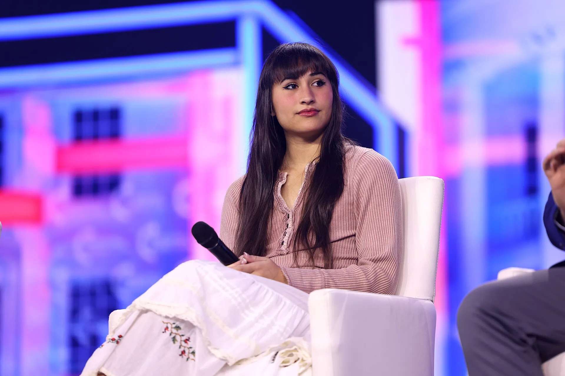 Article image for Detransitioner Chloe Cole urges Congress to ban gender ‘transition’ procedures for minors during heated Senate...