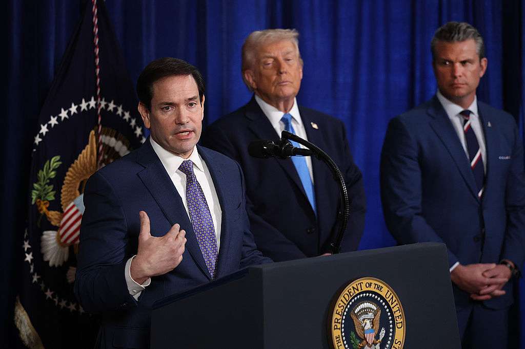 Article image for Rubio pushes Iran to negotiate as Strait of Hormuz clashes strain ceasefire